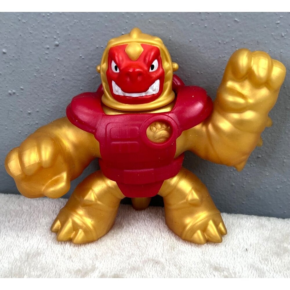 Heroes of Goo Jit Zu Galaxy Attack Sun Fire Blazagon Action Figure Squishy